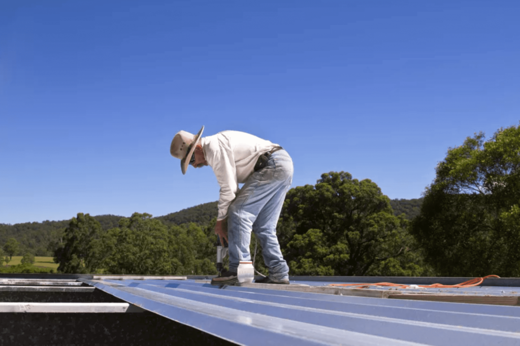 Metal Roof Repair-Quality Metal Roofing Crew of Plantation