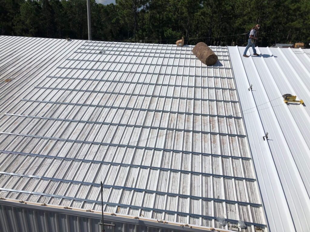 Re-Roofing (Retrofitting) Metal Roofs-Quality Metal Roofing Crew of Plantation