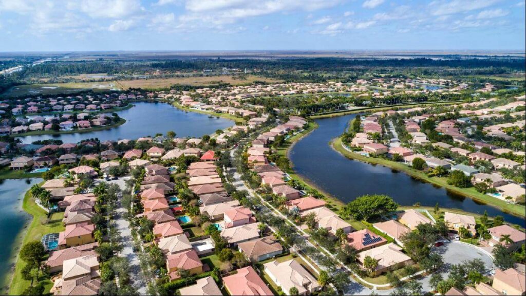 Weston FL-Quality Metal Roofing Crew of Plantation